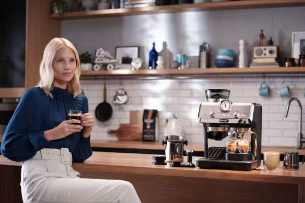 Ekspres ciśnieniowy DeLonghi EC9155.MB
